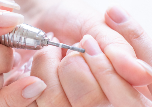 爪周り角質除去の写真